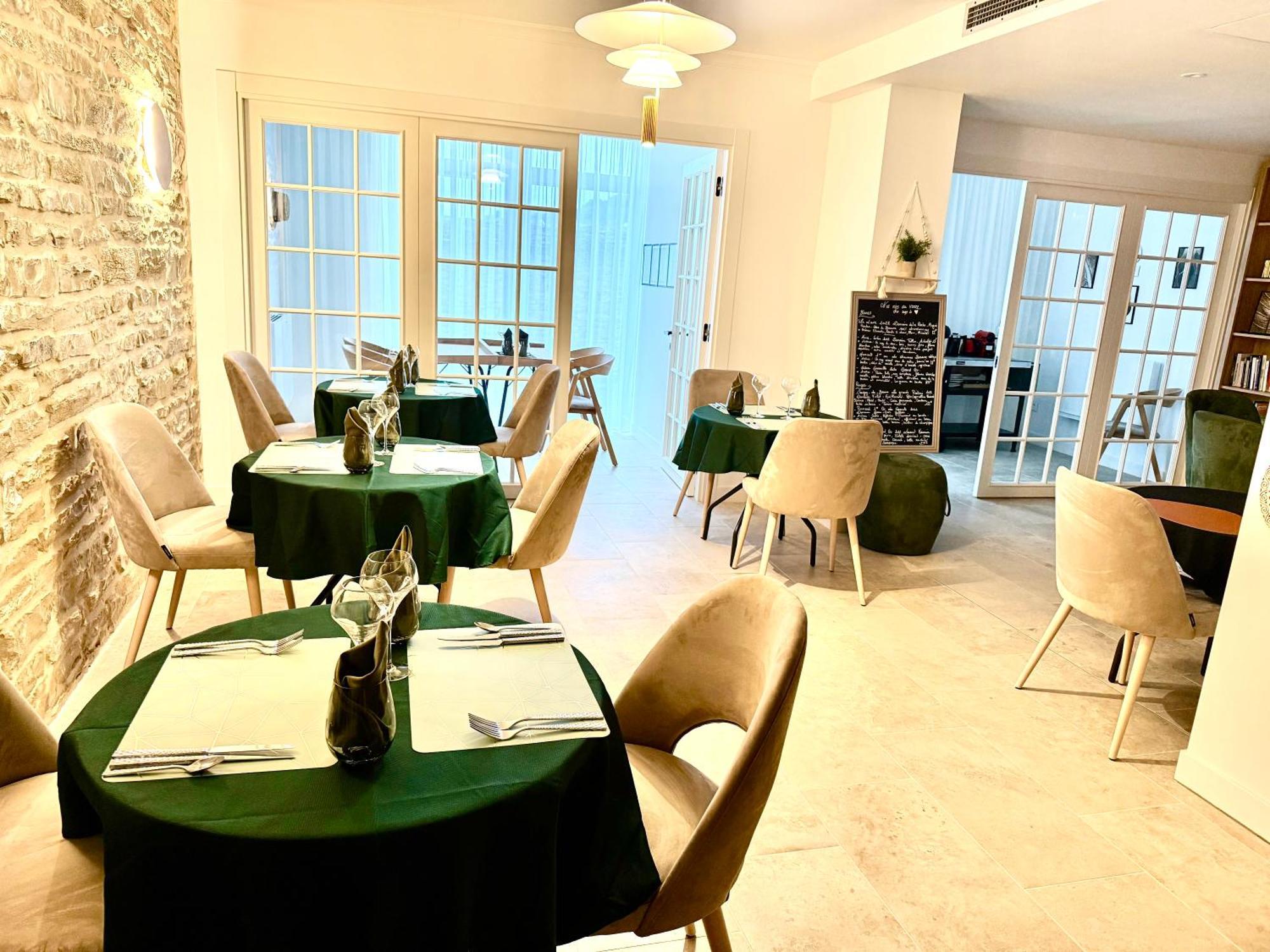 Hotel Particulier Adult Only Les Reveries Du Clos Spa Degustation Et Diner Sur Reservation Pommard Exterior photo